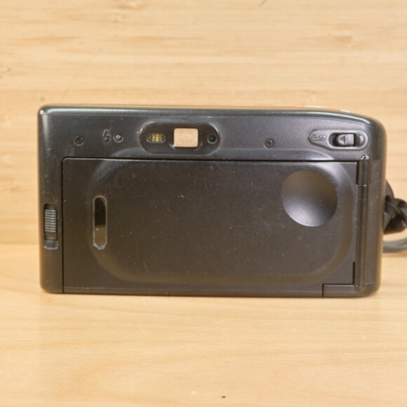 Fujifilm DL-90 / 35mm Point and Shoot Film Camera / Compact / Tested & Working - Picture 5 of 8